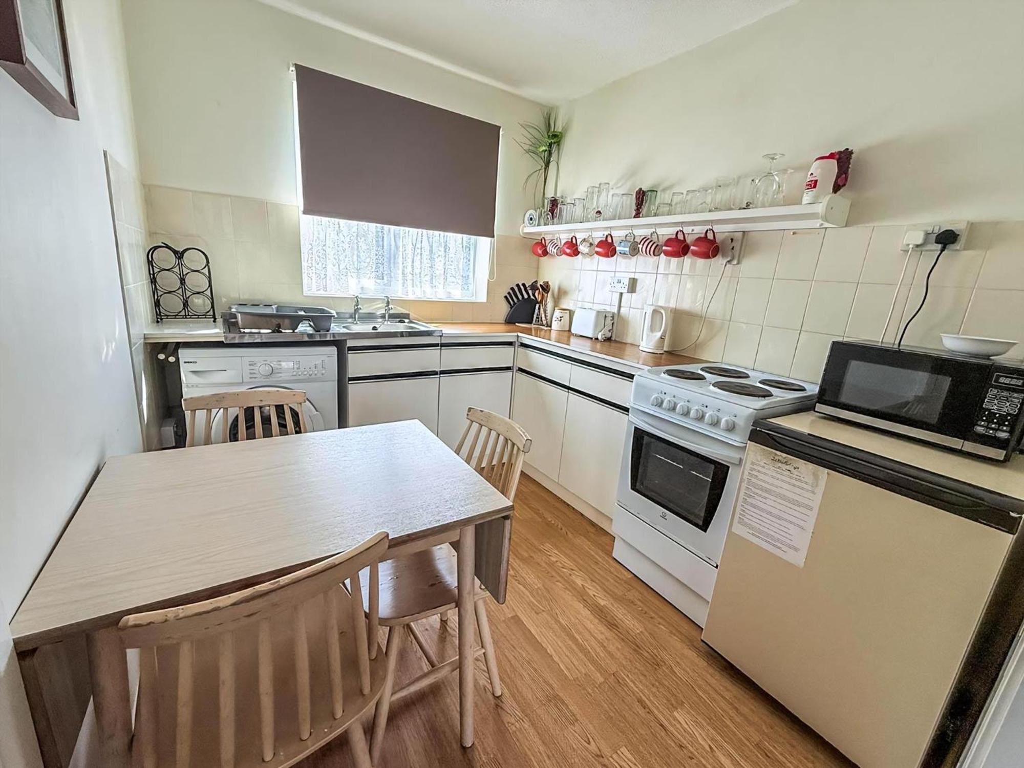 Great 3 Bedroom Chalet To Hire With In Hemsby, Great Seaside Break! Ref 18194B 외부 사진