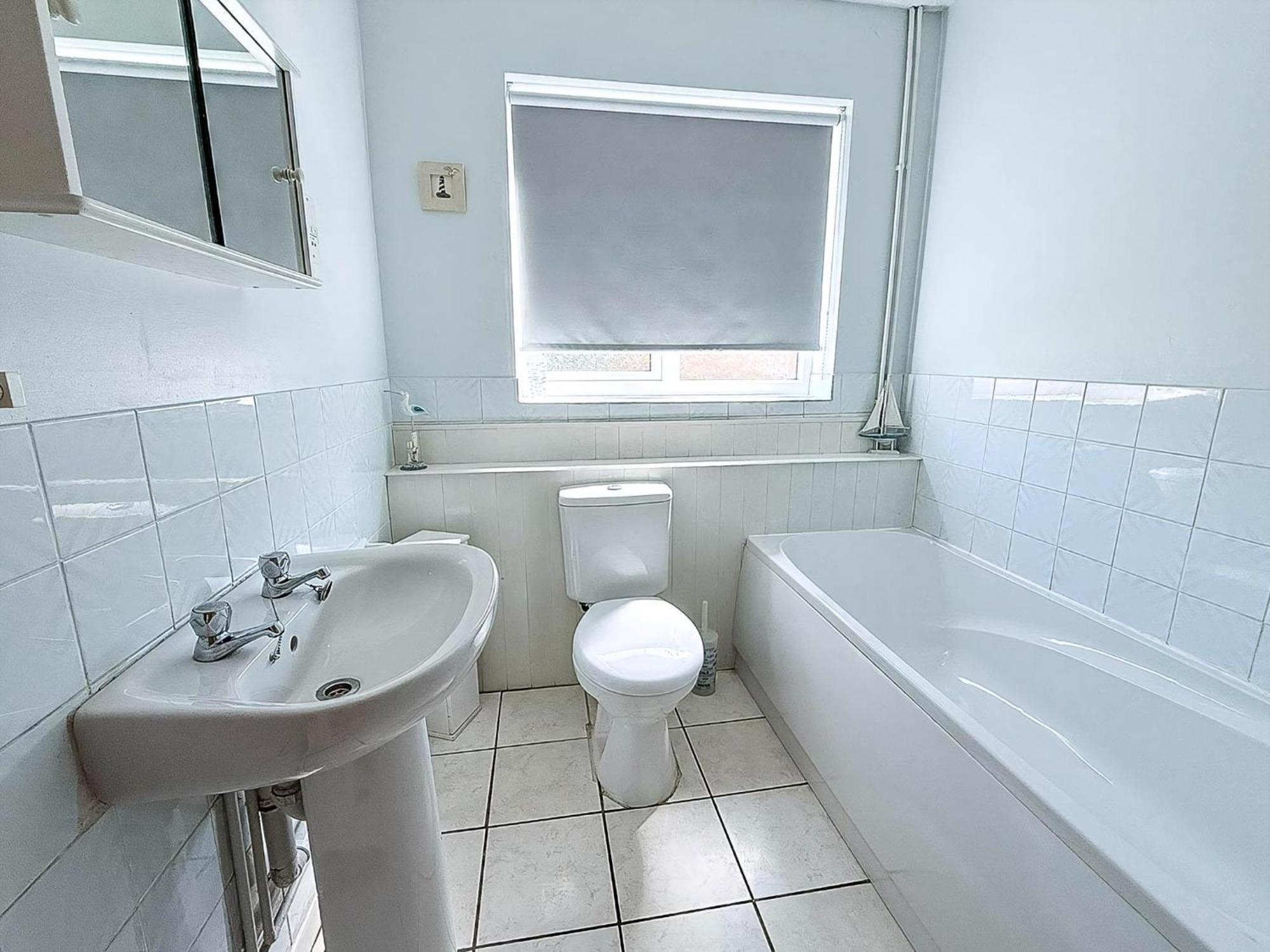 Great 3 Bedroom Chalet To Hire With In Hemsby, Great Seaside Break! Ref 18194B 외부 사진